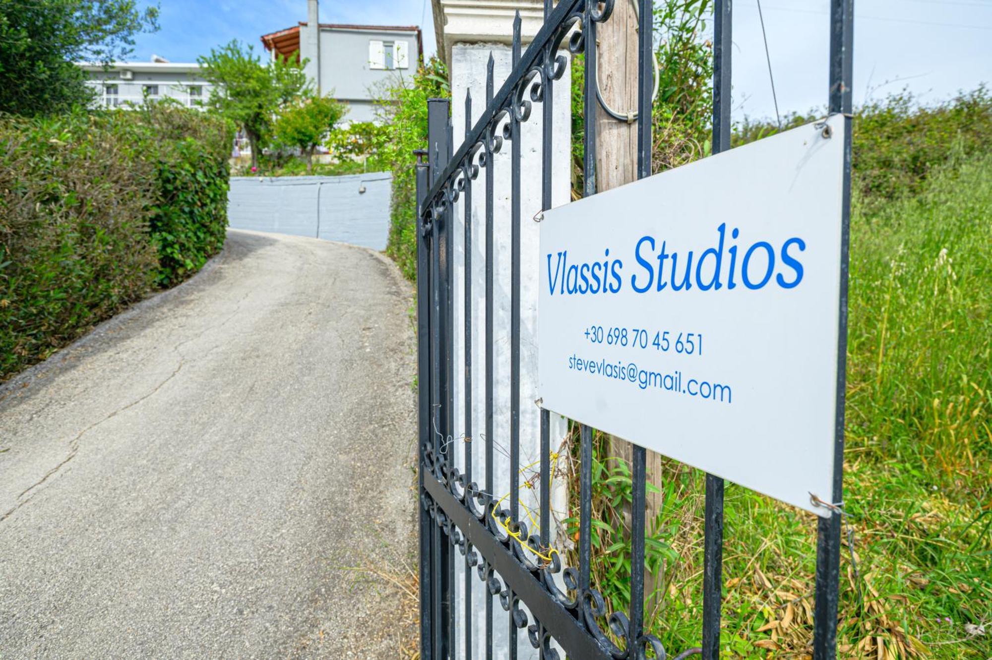 Vlassis Studios Mesongí Extérieur photo